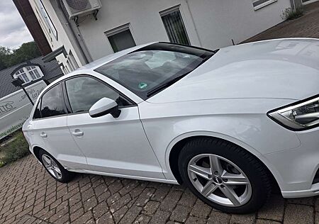 Audi A3 2.0 TDI Limousine S tronic design