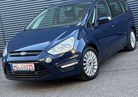 Ford S-Max Champions Edition 2.HAND/STANDH./SOUND/LED