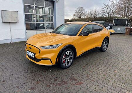 Ford Mustang Mach-E Premium AWD (Standard Range)