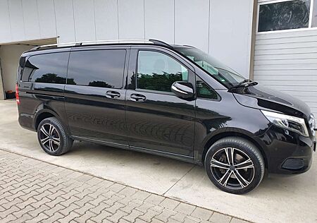 Mercedes-Benz V 250 (BlueTEC) d lang 4Matic 7G-TRONIC Edition