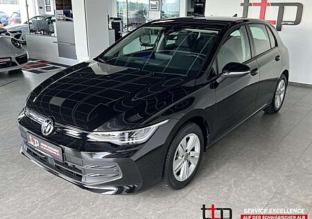 VW Golf Volkswagen 1.5 TSI Life Navi LED ACC AHK Lenkradheiz.