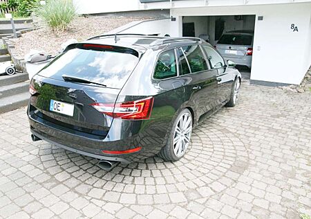 Skoda Superb Combi 2.0 TSI 4x4 DSG L&K