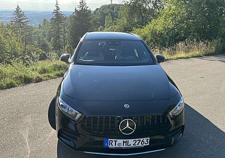 Mercedes-Benz A 250 4Matic 7G-DCT AMG Line