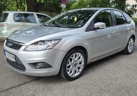 Ford Focus 1.6 Ti-VCT Sport