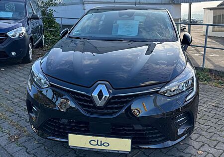 Renault Clio TCe 100 EXPERIENCE