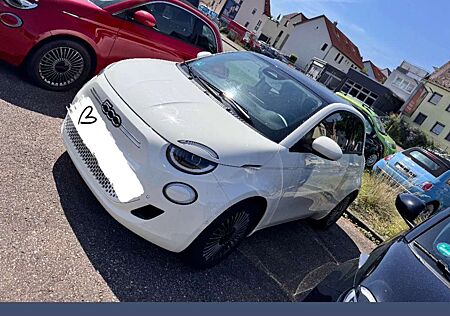 Fiat 500 Elektro 500e Icon