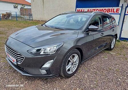 Ford Focus Turnier 88kw beheizte Frontscheibe +Lenkrad