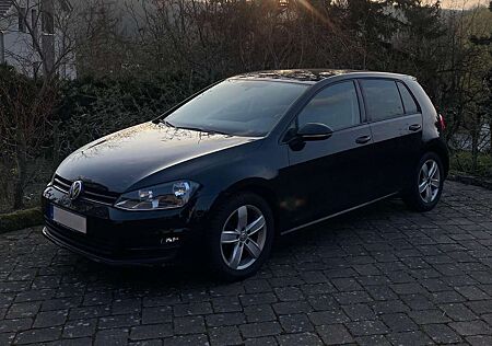VW Golf Volkswagen 1.4 TSI BlueMotion Technology DSG Highline