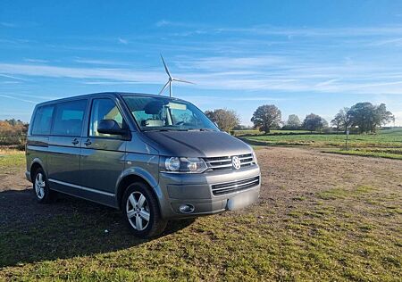 VW T5 Multivan Volkswagen DSG Highline