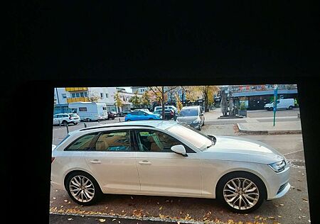 Audi A4 Avant 2.0 TDI sport