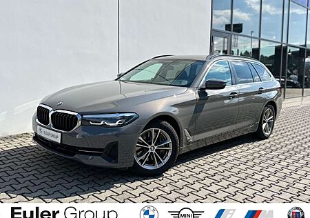 BMW 530 dA xDrive Touring LkHZ AHK ACC HiFi Parkass