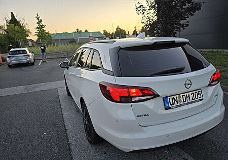 Opel Astra 1.6 D (CDTI) Sports Tourer Edition
