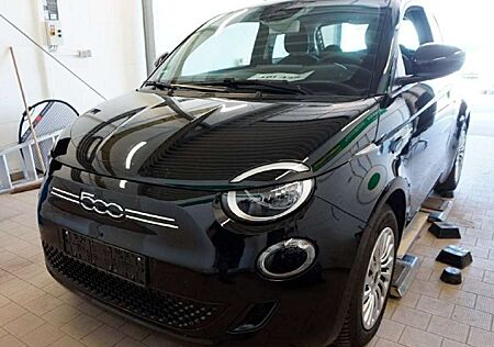 Fiat 500E 320 Km Reichweite Navi - Allwetterreifen