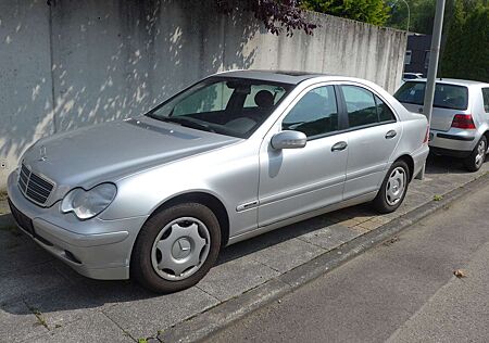 Mercedes-Benz C 180 Classic