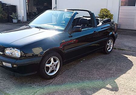 VW Golf Volkswagen Cabrio 1,6