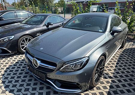 Mercedes-Benz C 63 AMG Mercedes-AMG C 63 S Autom.
