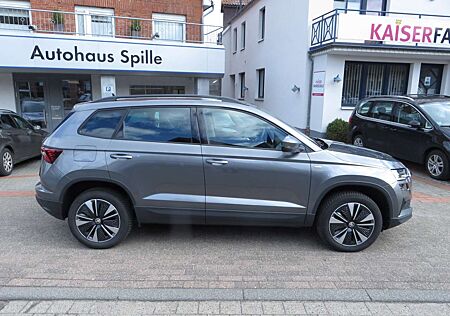 Skoda Karoq Ambition Tour AHK Panorama SHZ RF-Kamera Navi LED