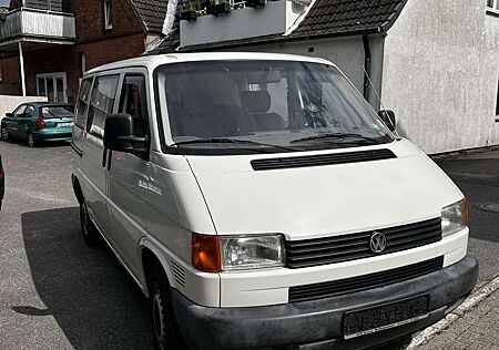 VW T4 Volkswagen / 1.9TD / 68PS
