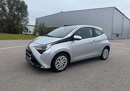 Toyota Others Aygo AYGO x-play*CAM*KLIMA*