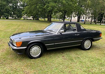 Mercedes-Benz SL 300 gepflegt, wenig km