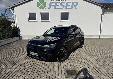 VW Tiguan Volkswagen R-Line 2.0 TDI DSG 20" ACC eHECK MATRIX