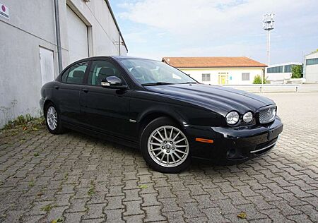 Jaguar X-Type 2.2d Navi AHK Pano PDC Xenon Tüv Neu
