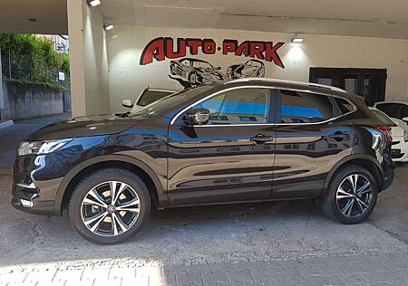 Nissan Qashqai N-Connecta/Navi/Pano.Glas/1Hand/23Tkm