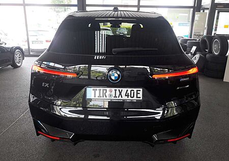 BMW iX 40 xDrive