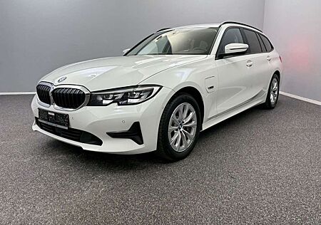 BMW 330 e Touring Advantage ACC*LED*SPORTSITZE*1-HAND
