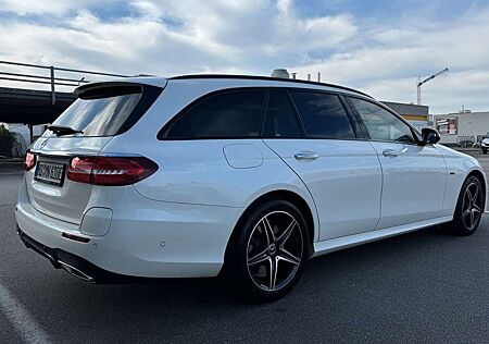 Mercedes-Benz E 300 de T 9G-TRONIC AMG Line