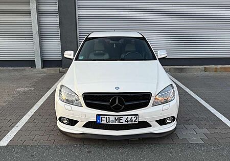 Mercedes-Benz C 230