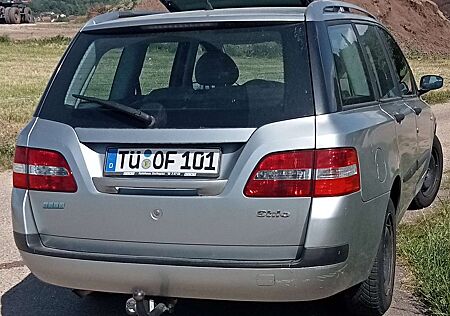 Fiat Stilo * SW*1.6L*AHK* TÜV 2016*Panoramadach