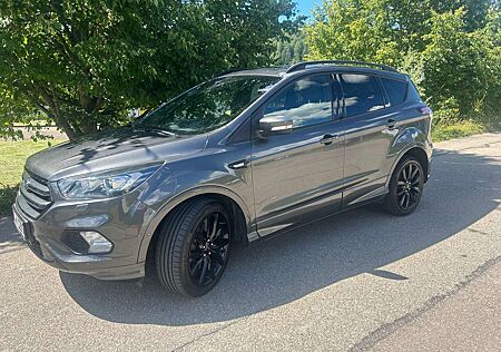 Ford Kuga 2.0 TDCi 4x4 Aut. ST-Line