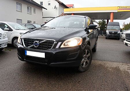 Volvo XC 60 XC60 Momentum AWD/Automatik