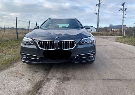 BMW 520d 520 xDrive Touring Aut. Luxury Line