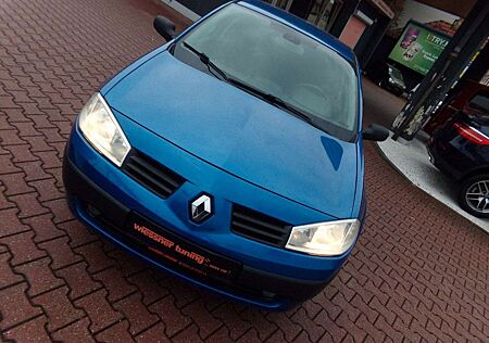 Renault Megane Authentique 1.4 16V