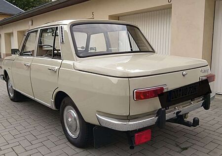 Wartburg 353 de Luxe