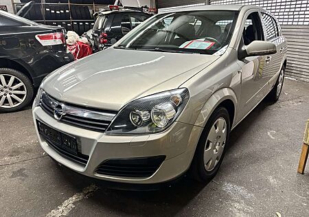 Opel Astra Edition *Wenig Km*