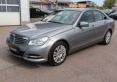 Mercedes-Benz C 200 CDI Lim. Elegance Automatik Navi_AHK_8xAlu