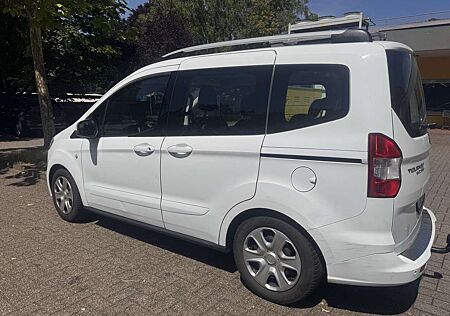 Ford Tourneo Courier Trend