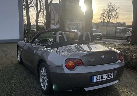 BMW Z4 roadster 2.2i Prominenter Vorbesitzer (Giesinger)