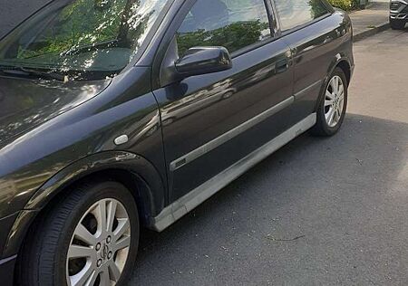 Opel Astra 1.6 Sport