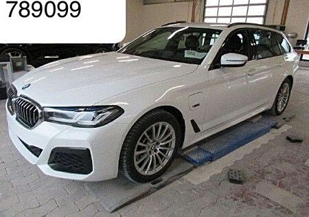 BMW 530 e M Sport Laser 18" HeadUp ACC CockpProf Kam
