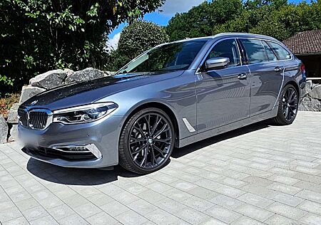 BMW 520 Touring H&K,Pano,ACC,Head Up