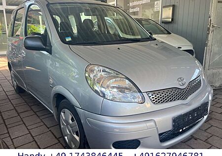 Toyota Yaris Verso 1.3i Sol/TÜV AU NEU/1.HAND/KLIMA