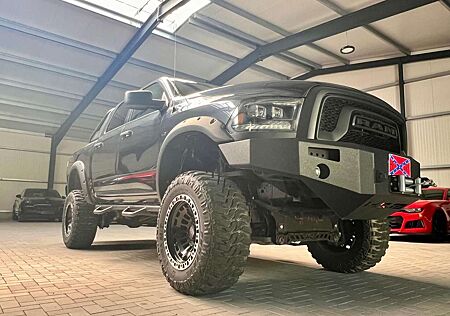 Dodge RAM 5,7 4X4 MONSTER OFFROAD 11" Crewcab LPG