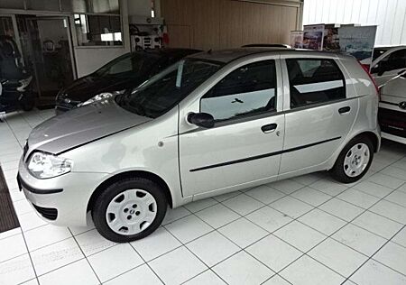 Fiat Punto 5-Türer 1.2 8V Active