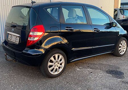 Mercedes-Benz A 200 ELEGANCE * Leder * AHK * Klima
