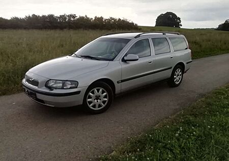 Volvo V70 2.4 Benziner