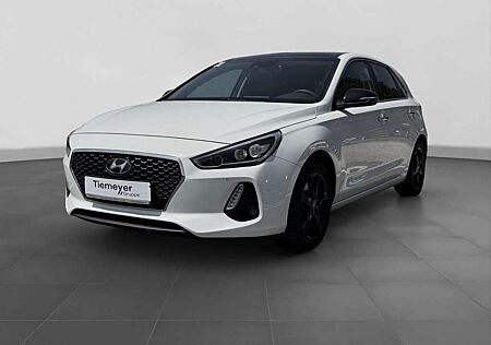 Hyundai i30 1.4 T-GDI PREMIUM PANO NAVI LED LM